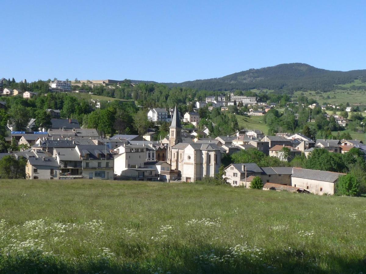 Charmant Appartement Dans Le Village/Coqueto Apartamento En El Pueblecito La Cabanasse 외부 사진